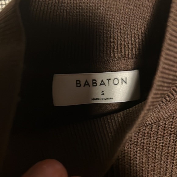 Contour Mockneck Tank - Picture 6 of 7